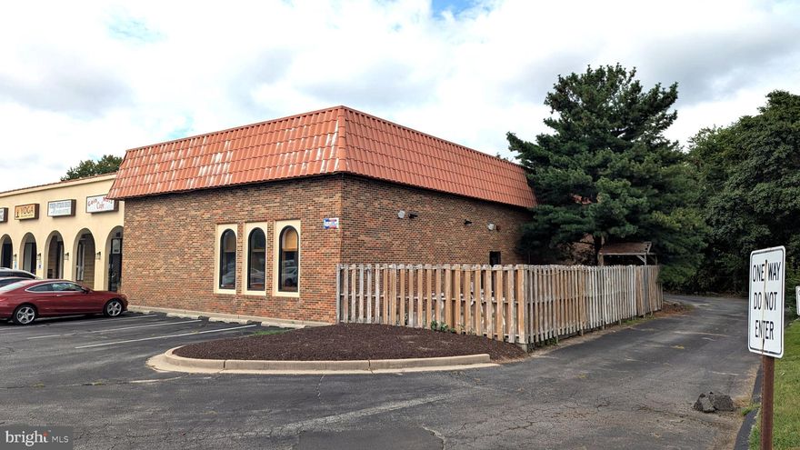 3,364sqft end cap restaurant available immediately. Highly visible with great signage opportunities. Market Place East is a centrally located shopping center on the commercial corridor of Mt Hermon Road with a diverse group of tenants and owner operators that drive customers to neighboring businesses. This is a great place to start a new restaurant or expand your current operation. Ample parking in the front with easy access for deliveries to the rear.  Enter restaurant directly into the lobby. Turn left and walk past two bathrooms into the main dining room.  Or continue straight at the lobby and enter into the bar area. Bar has access to the outdoor seating area with tiki hut for a band or storage.  Potential build out options are available for a qualified tenant. Tenant is responsible for condo fee, utilities, taxes, insurance and CAM