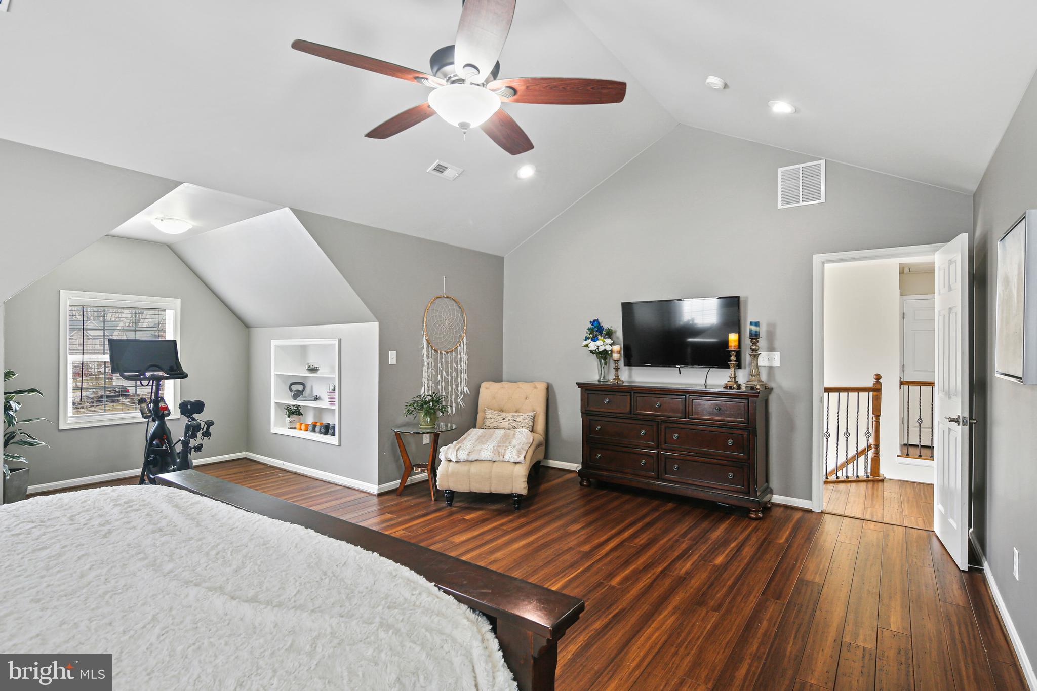 SPRINGRIDGE - Residential