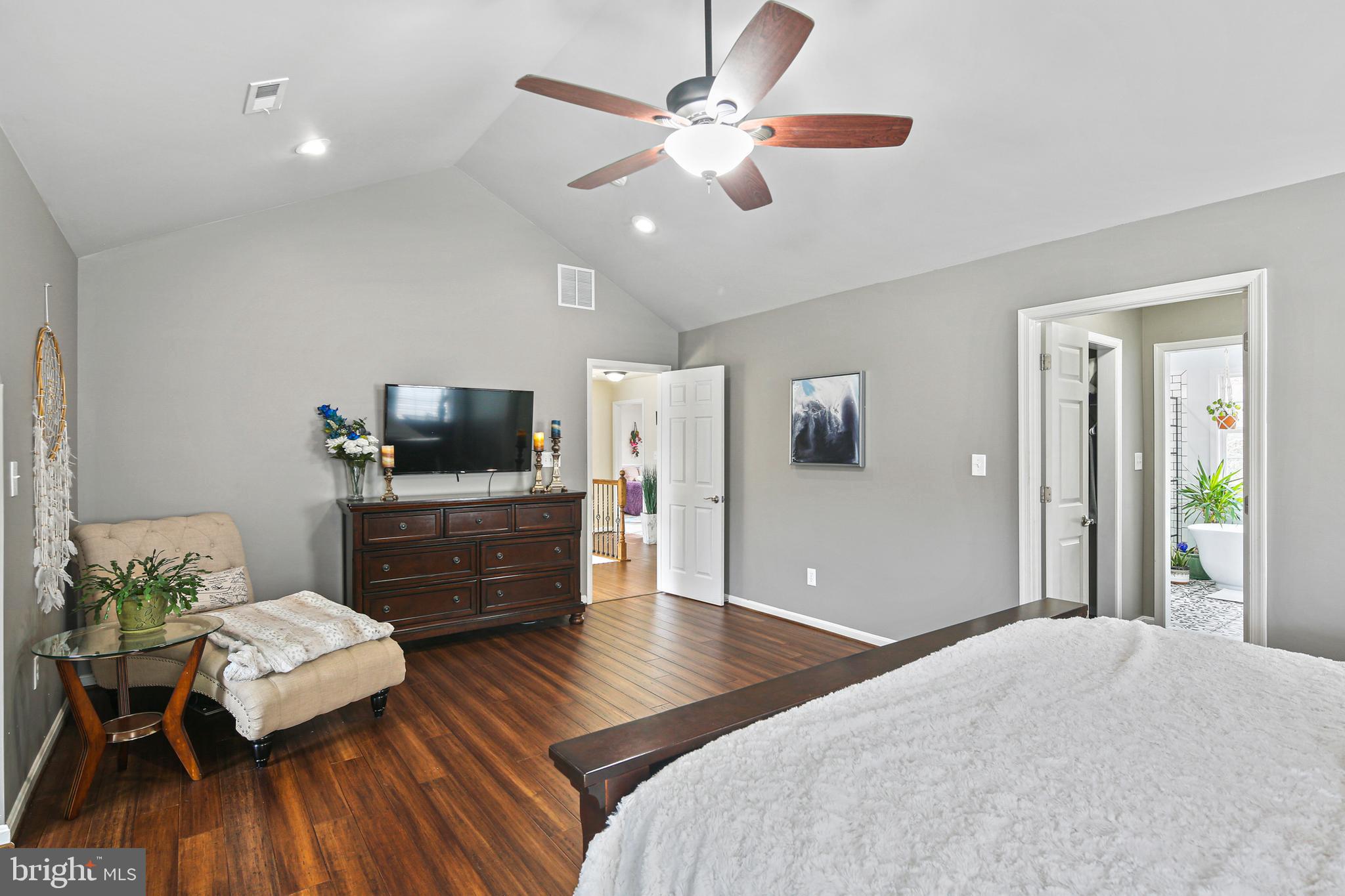 SPRINGRIDGE - Residential