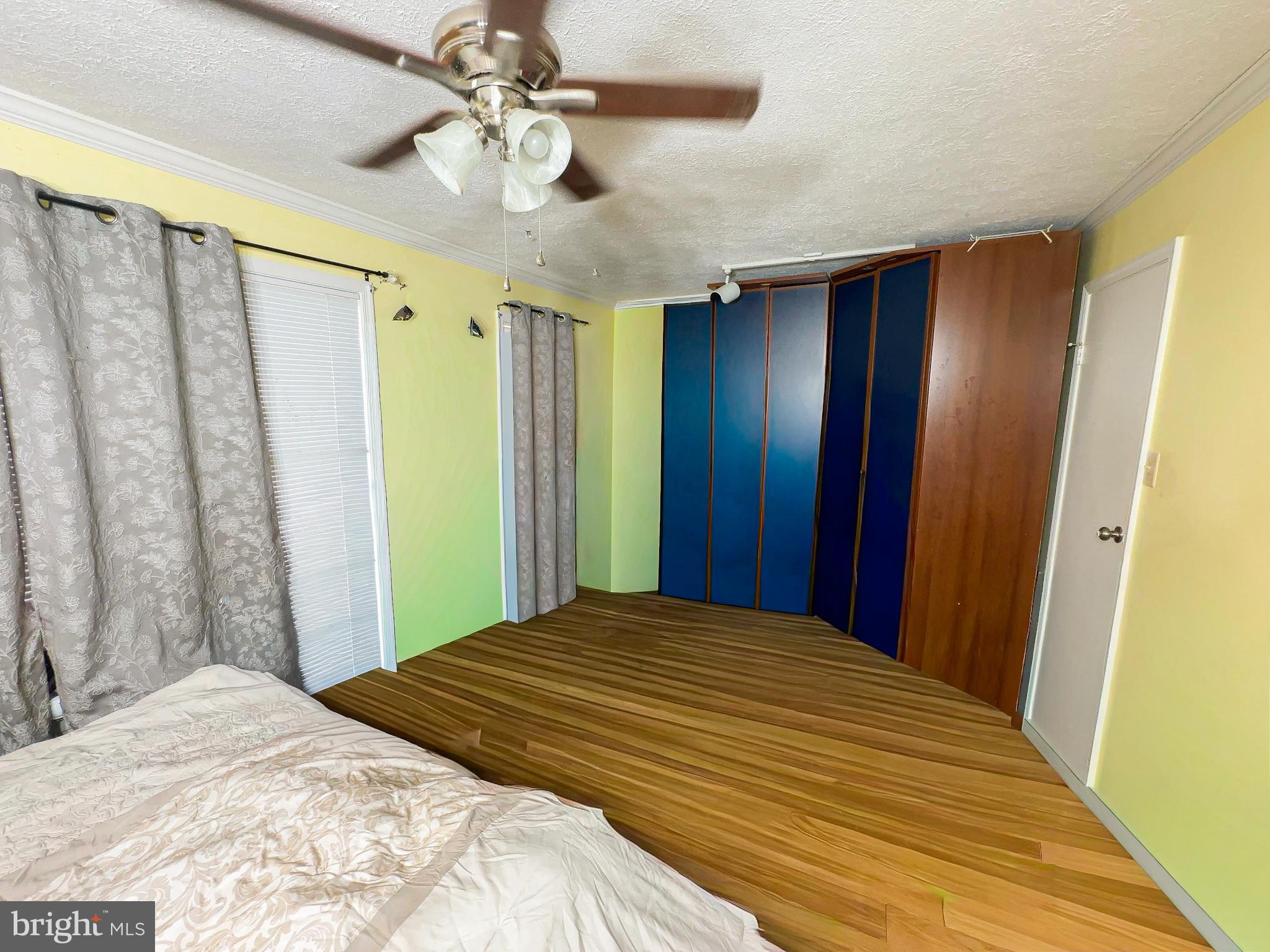 NEWPORT TOWNE - Residential