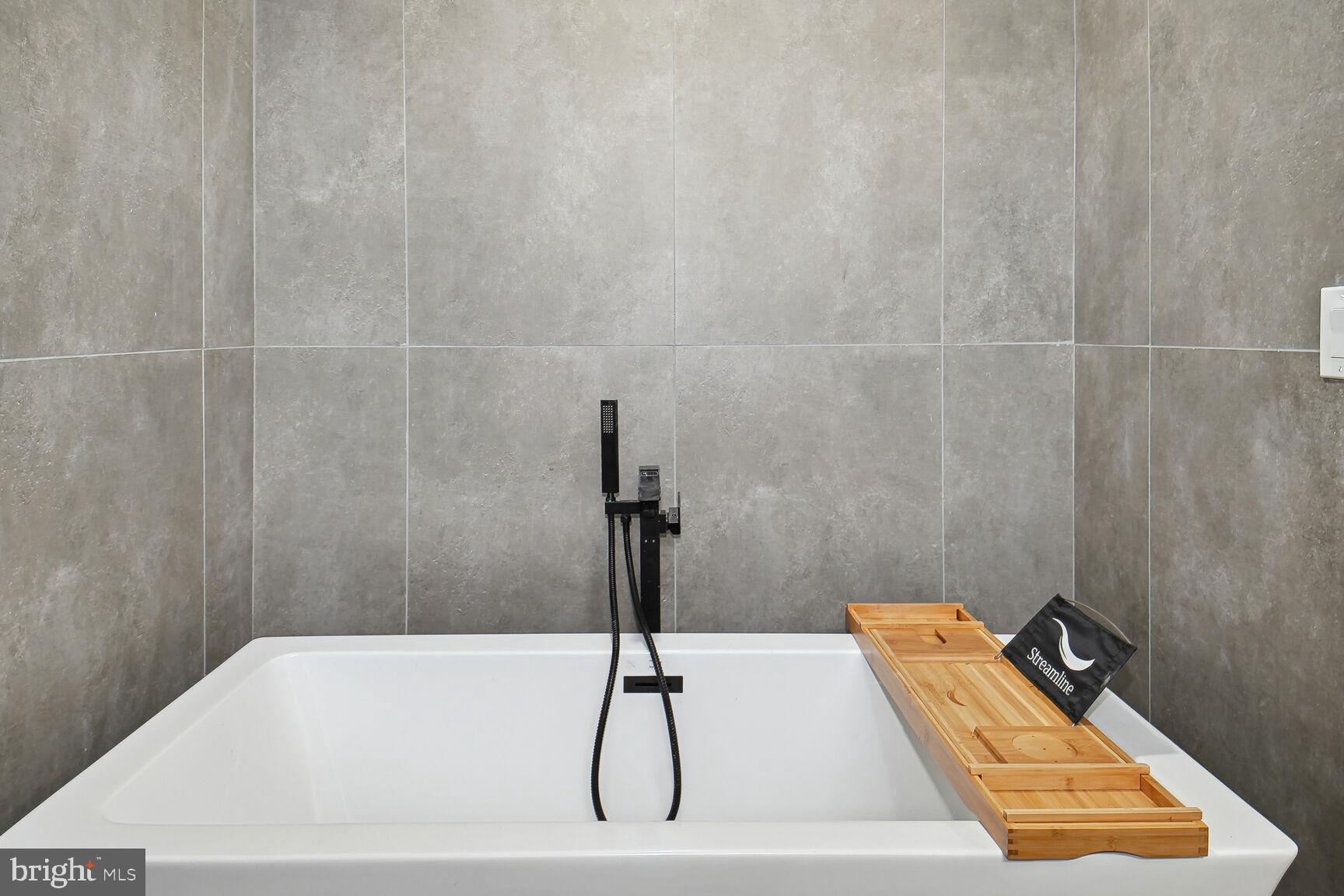 LAKEVIEW AT BRANDYWINE - Residential