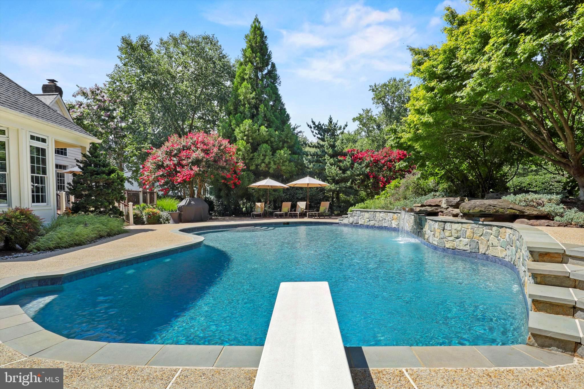 OAK HILL ESTATES - Residential