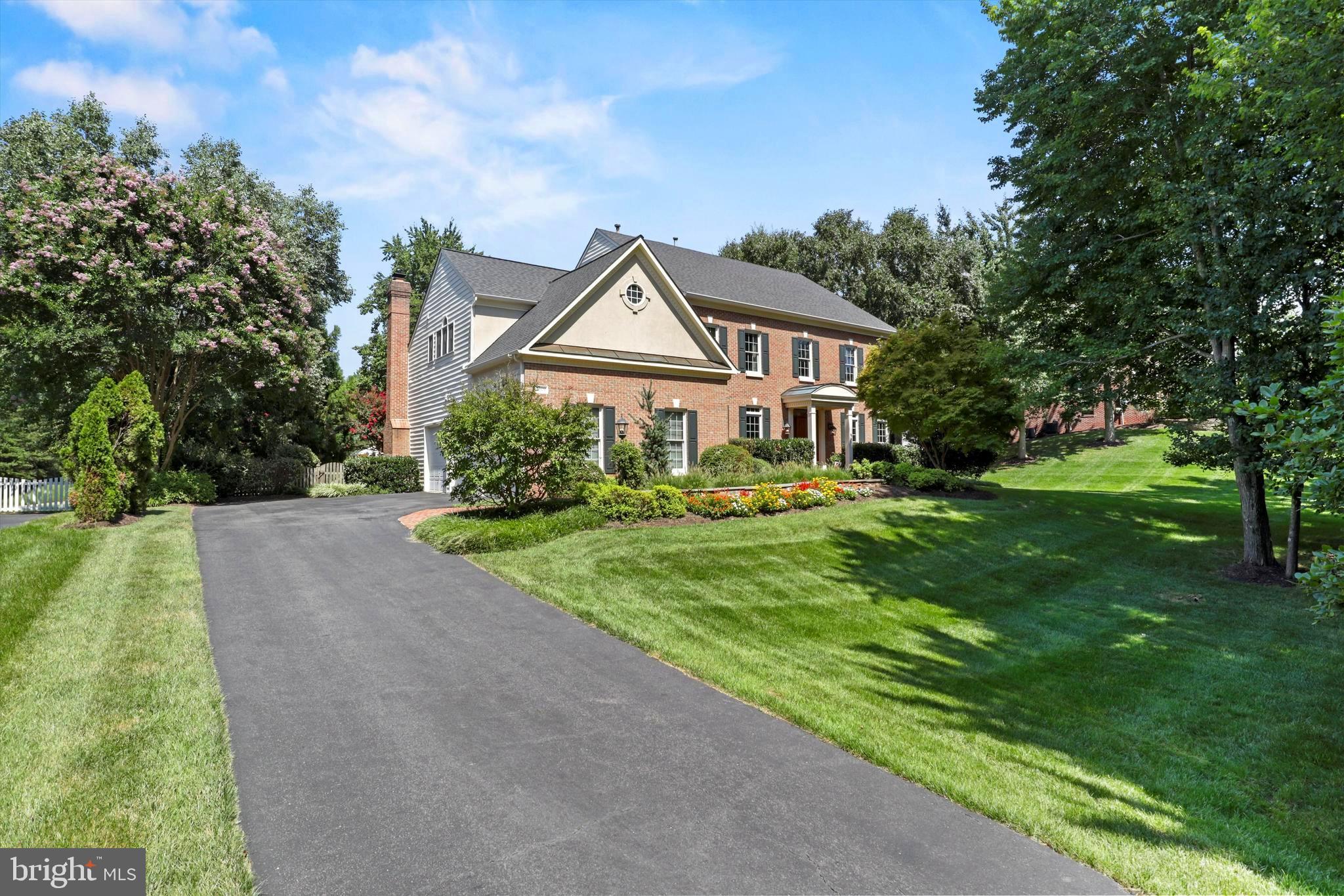 OAK HILL ESTATES - Residential