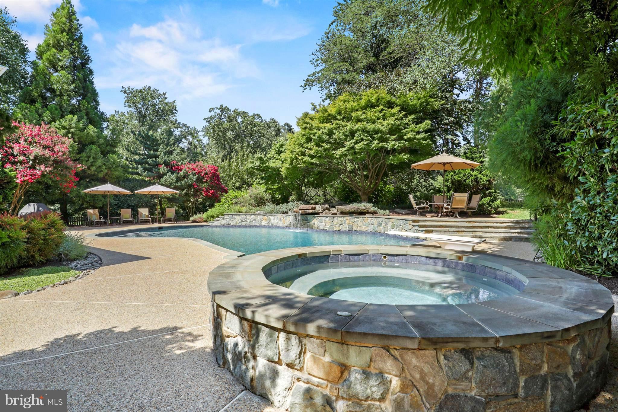 OAK HILL ESTATES - Residential