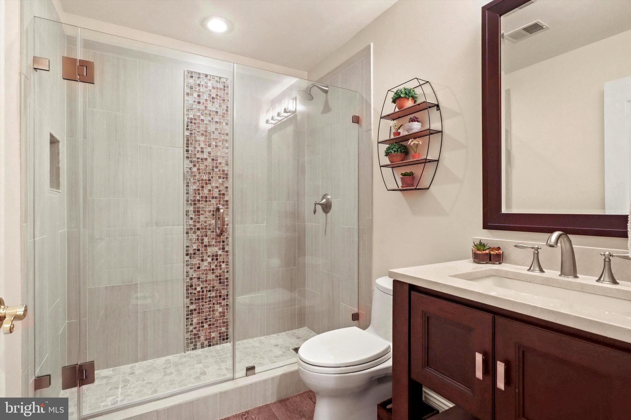 OAK HILL ESTATES - Residential