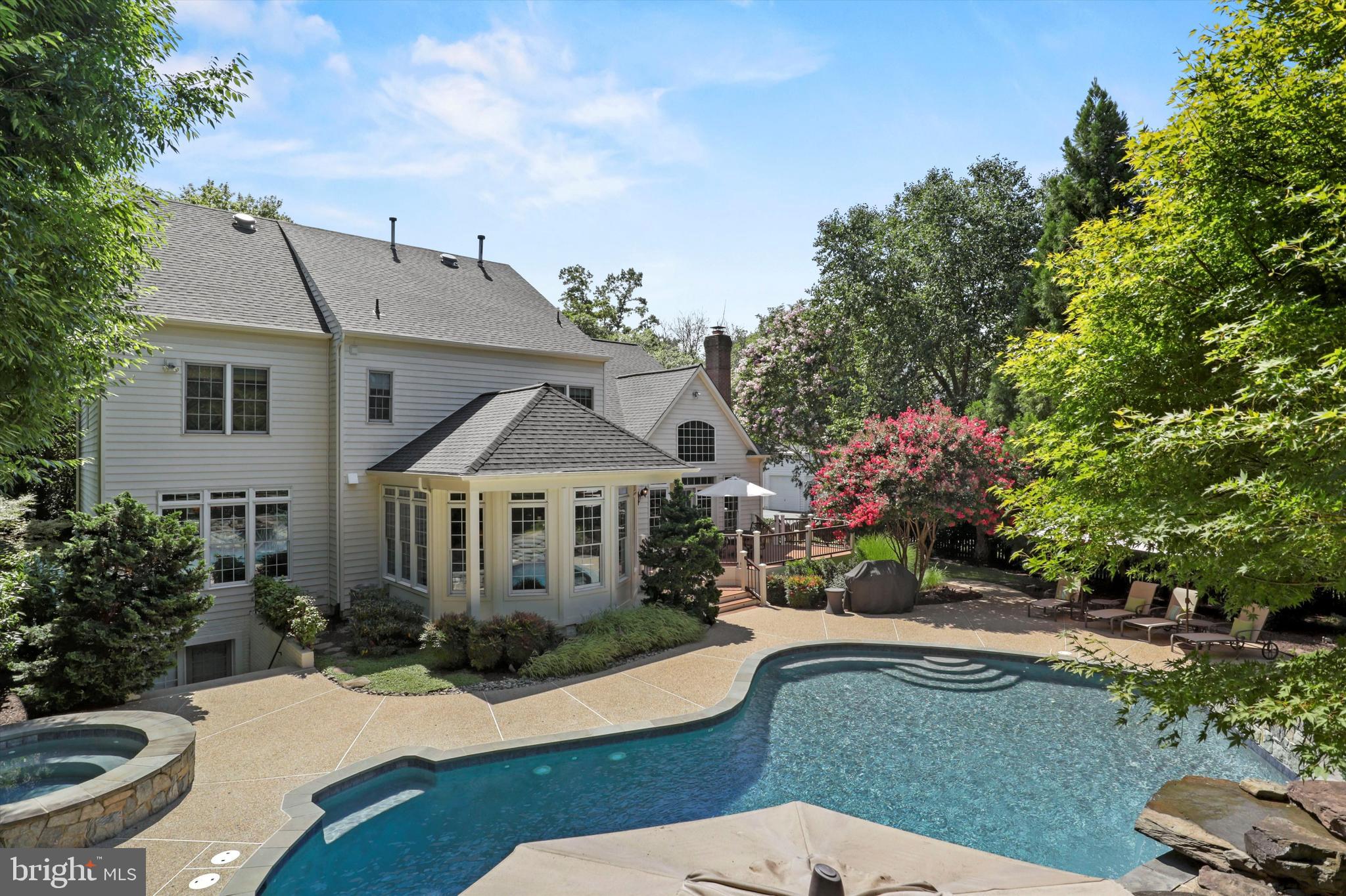 OAK HILL ESTATES - Residential