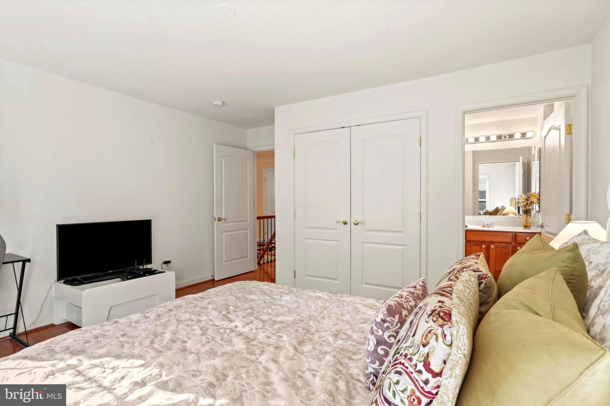 OAK HILL ESTATES - Residential