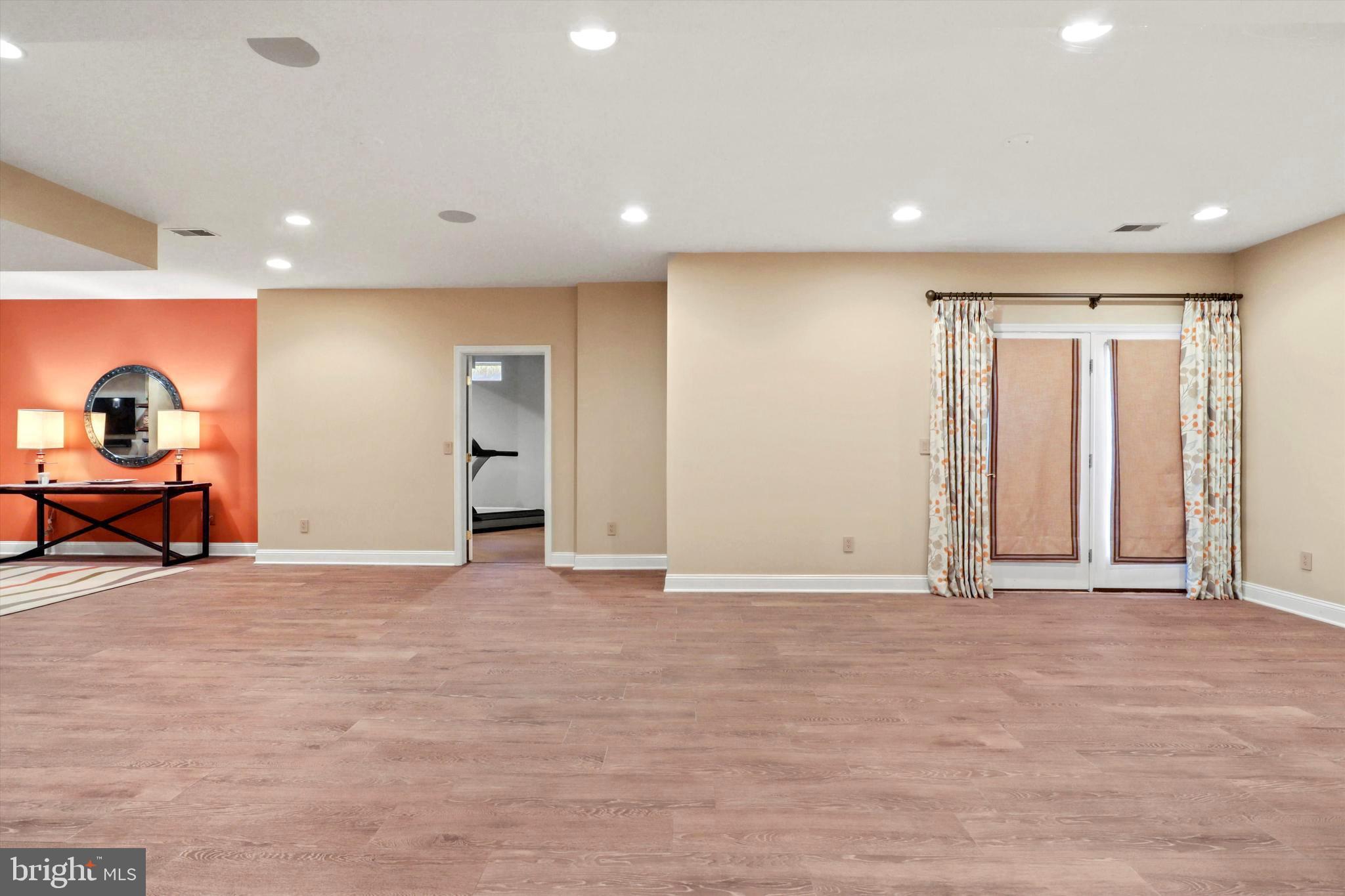 OAK HILL ESTATES - Residential