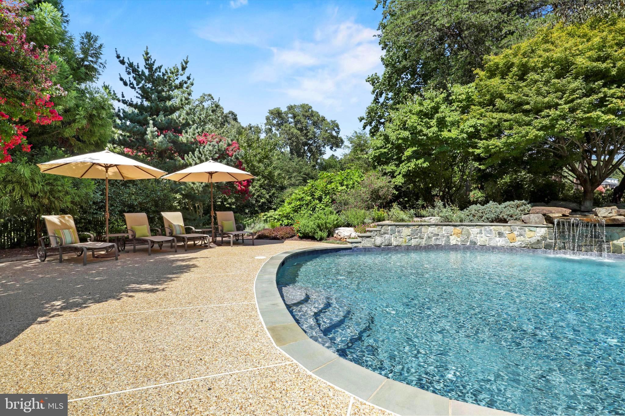 OAK HILL ESTATES - Residential