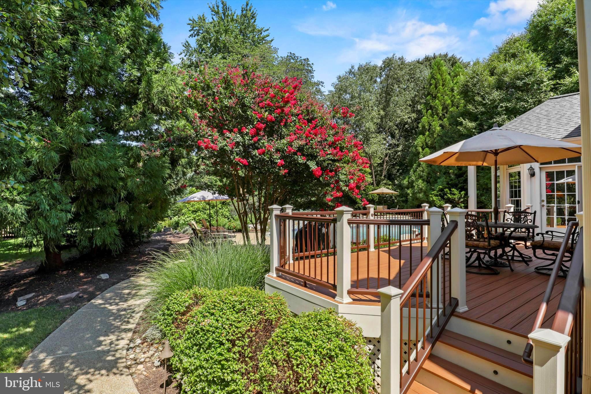 OAK HILL ESTATES - Residential