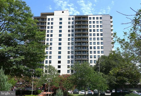 Condo For Rent - 801 N Pitt Street #802<br/> ALEXANDRIA, VA 22314