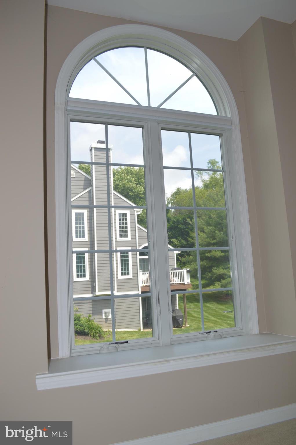 PONDS EDGE - Residential