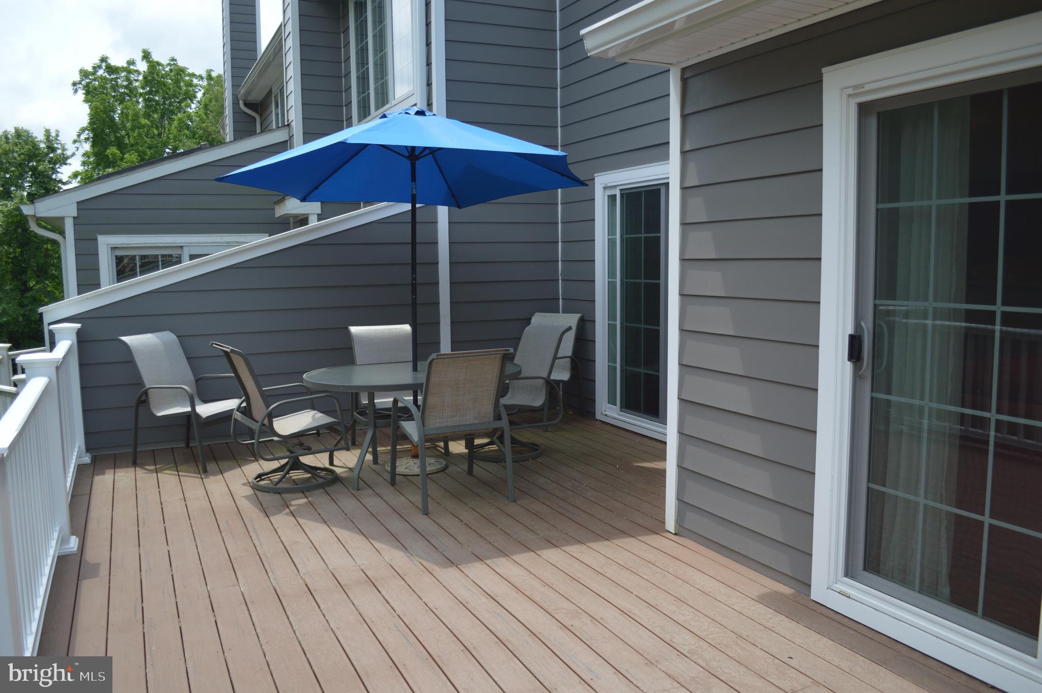 PONDS EDGE - Residential