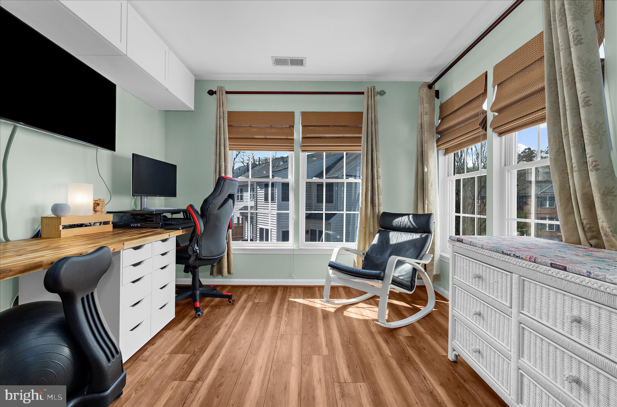 CROFTON MANOR - Residential