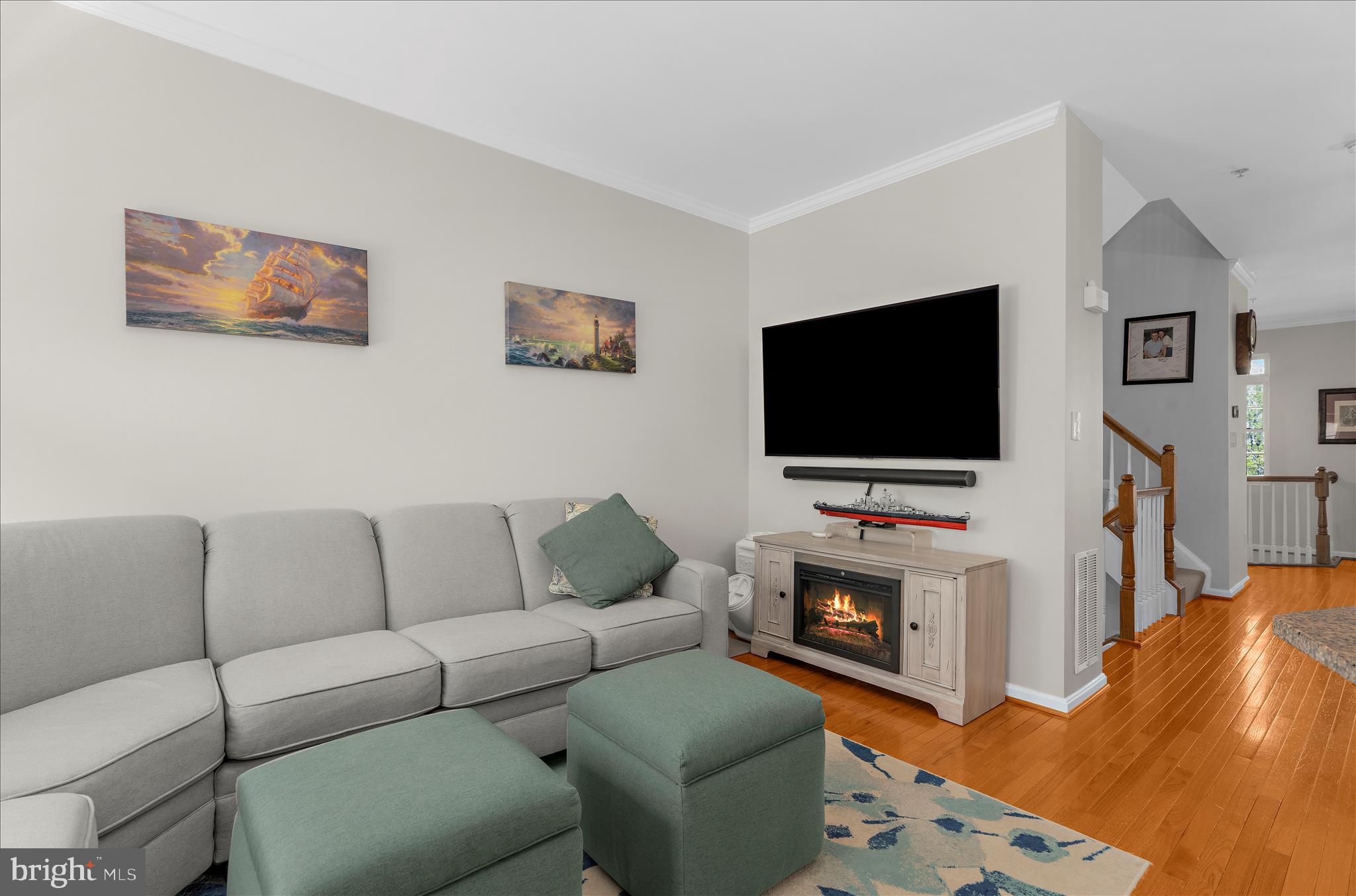 CROFTON MANOR - Residential