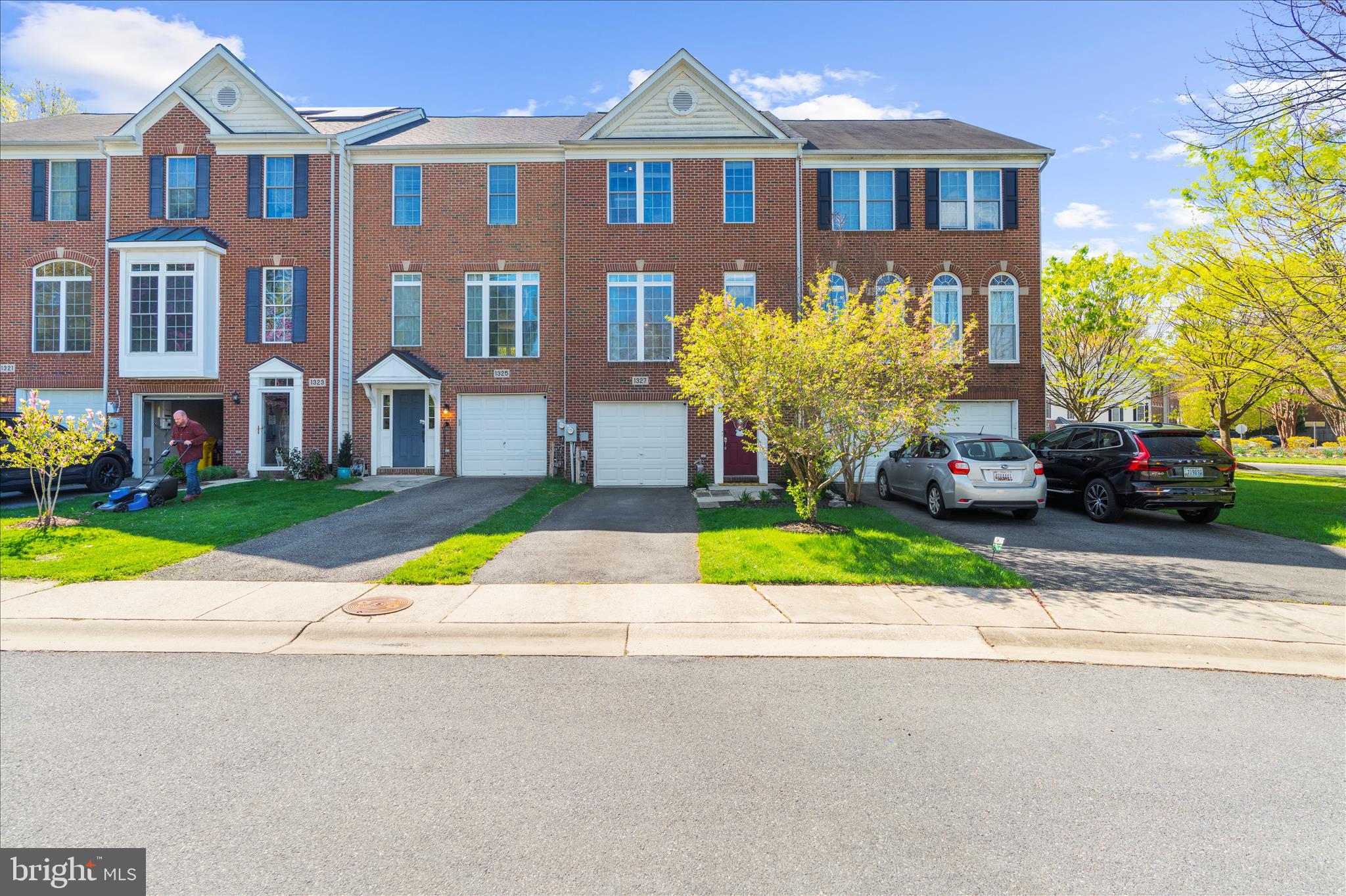 CROFTON MANOR - Residential