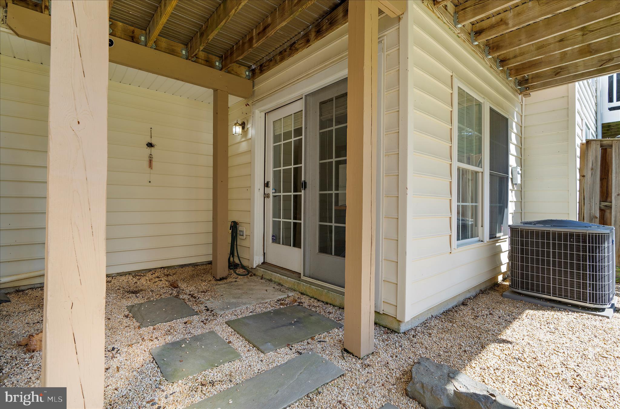 CROFTON MANOR - Residential