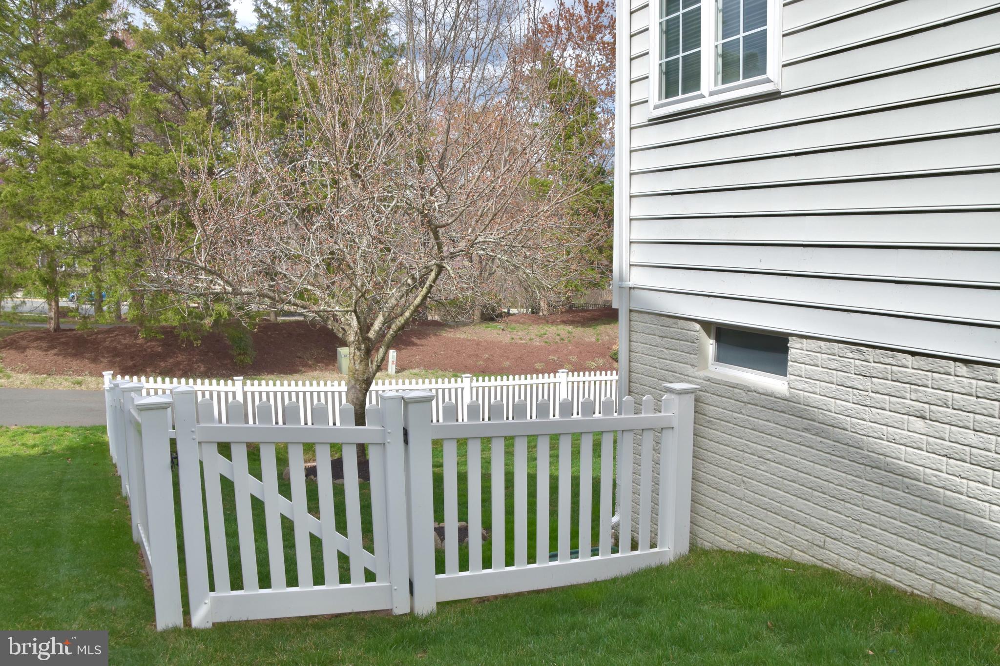 DUNBARTON - Residential