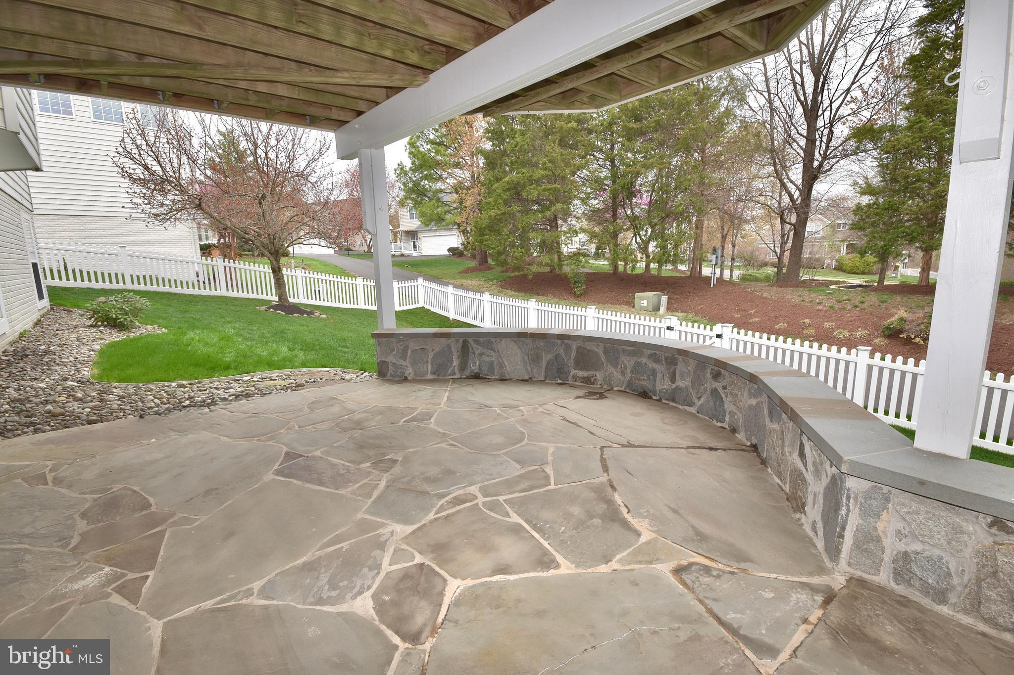 DUNBARTON - Residential