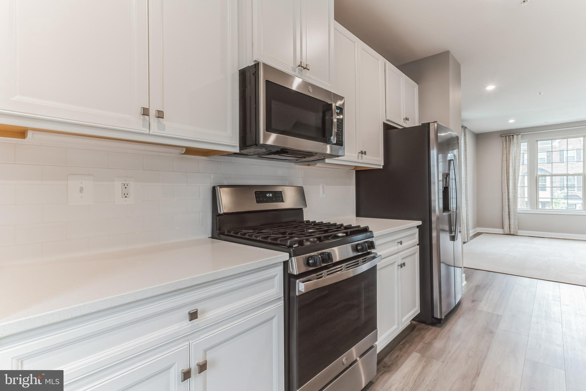 TIMOTHY BRANCH TOWNS - Residential Lease