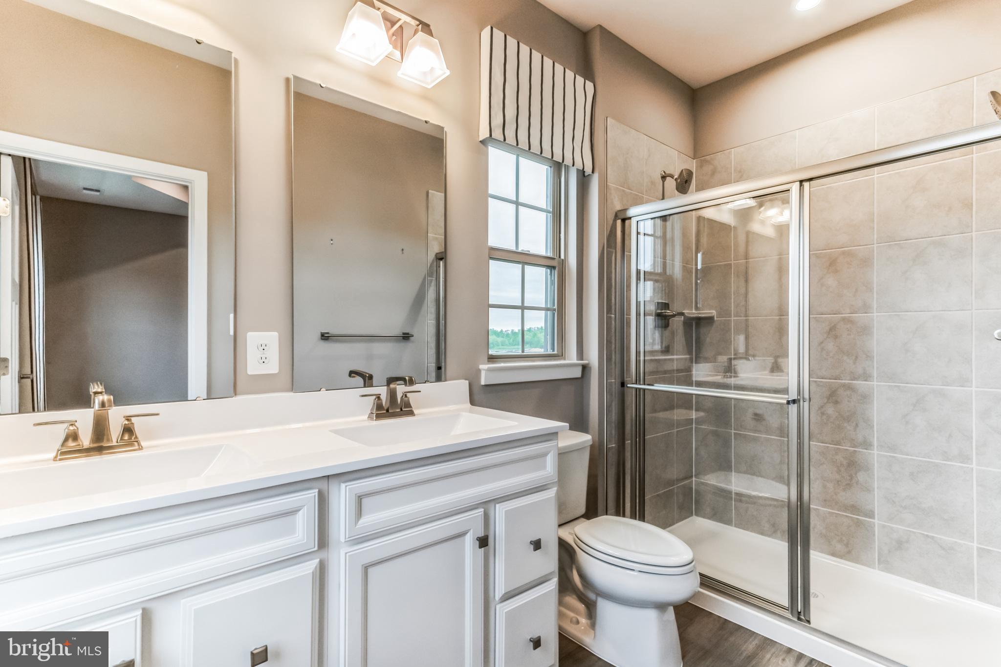 TIMOTHY BRANCH TOWNS - Residential Lease