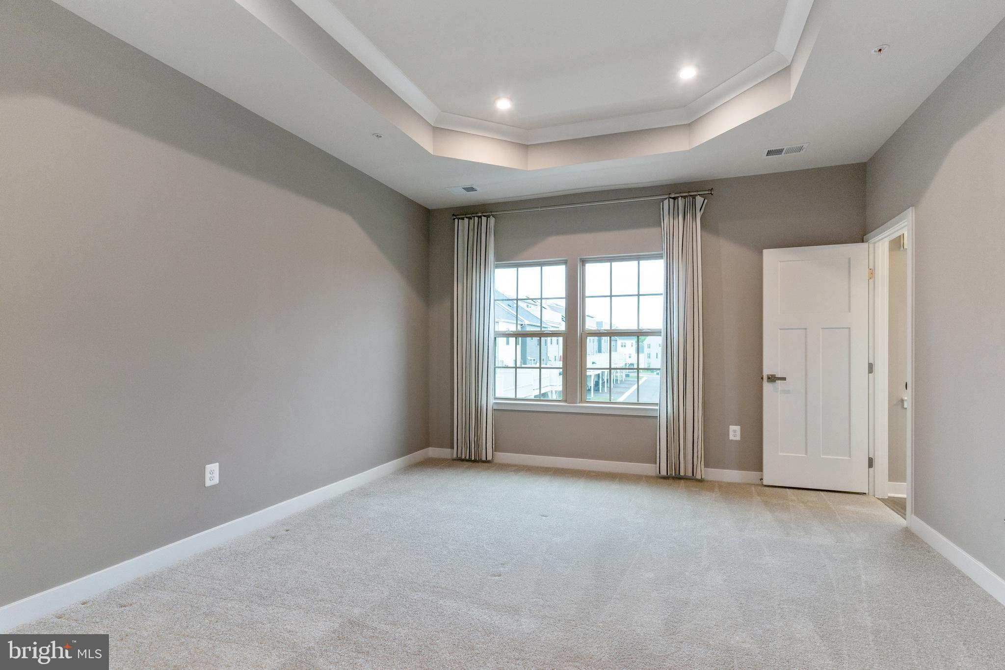 TIMOTHY BRANCH TOWNS - Residential Lease