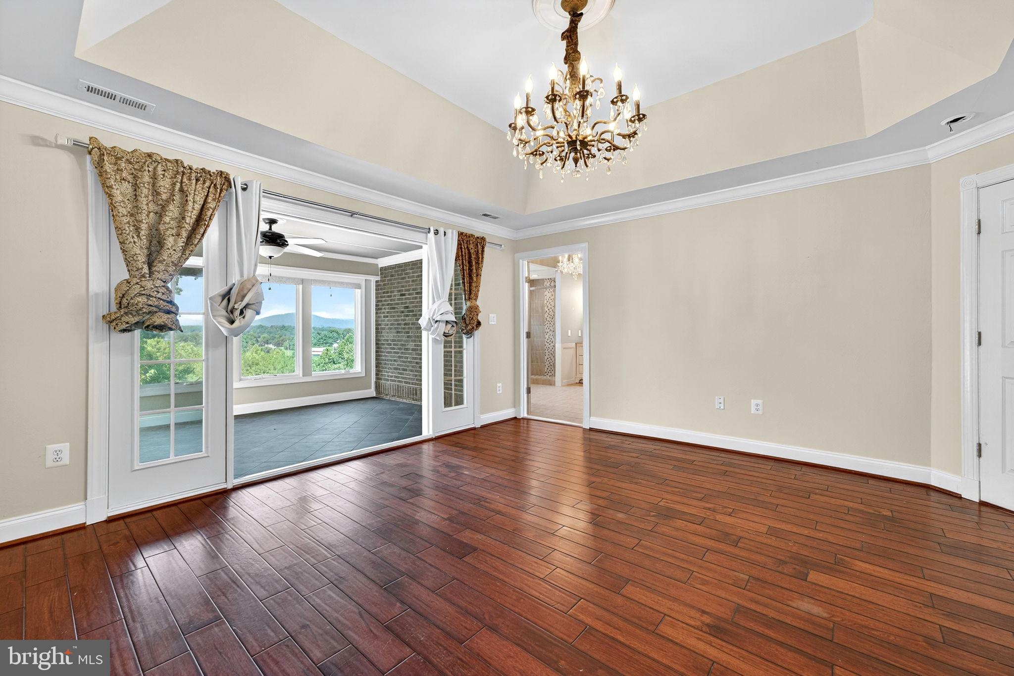 HIGHLANDS - Residential