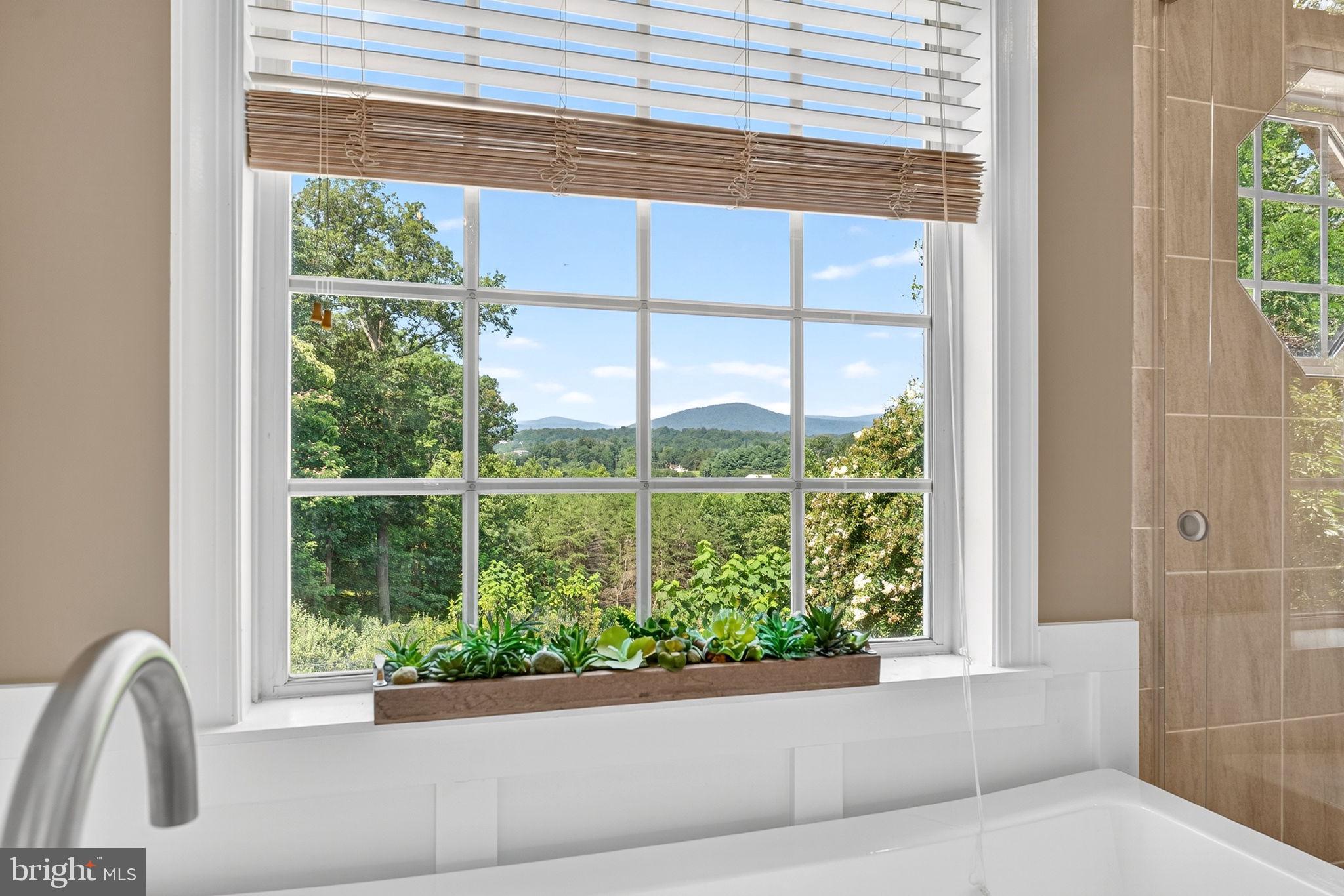 HIGHLANDS - Residential