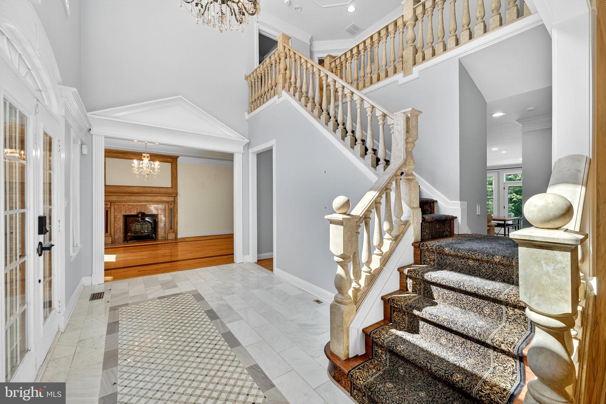 HIGHLANDS - Residential