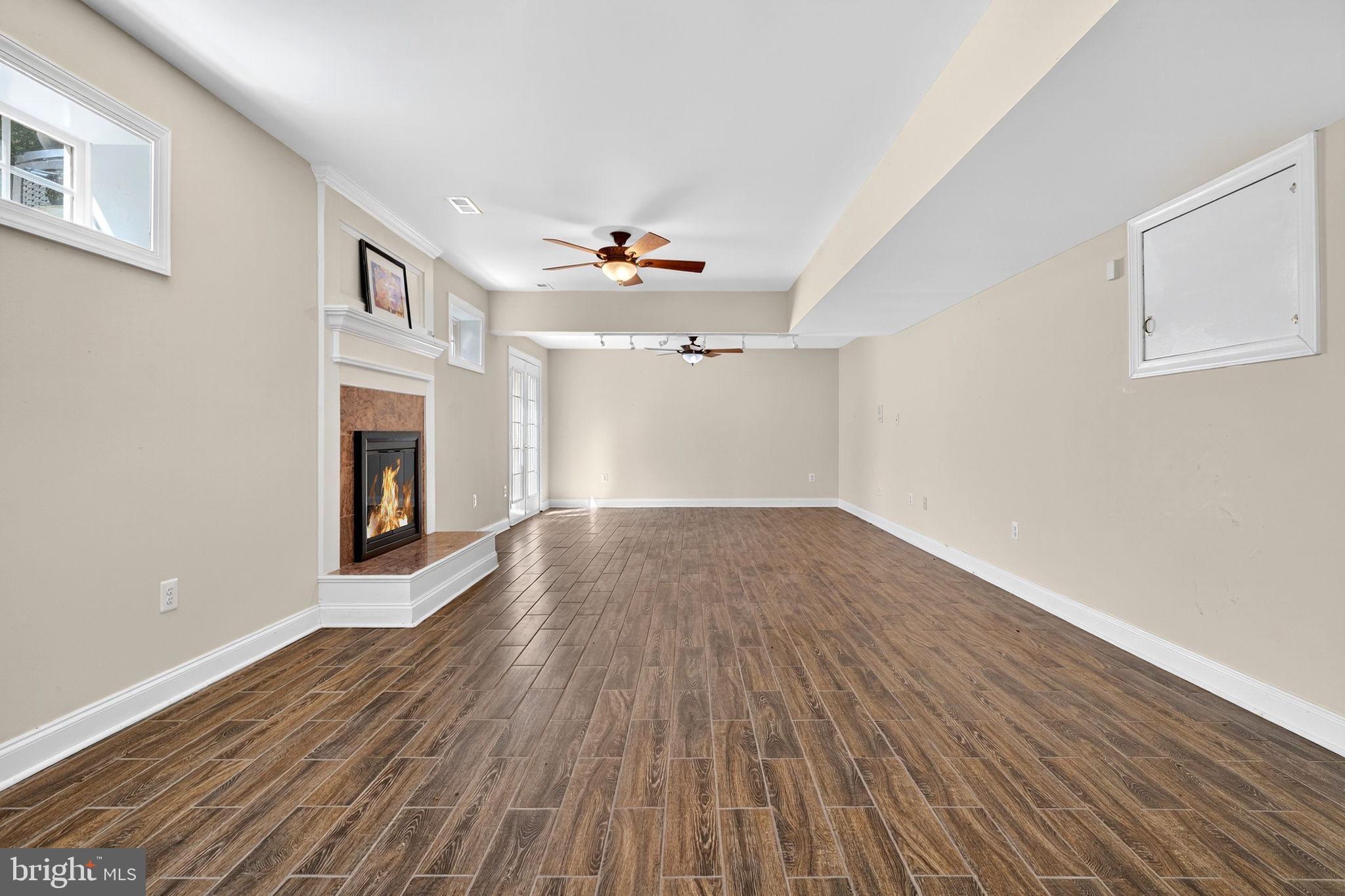 HIGHLANDS - Residential