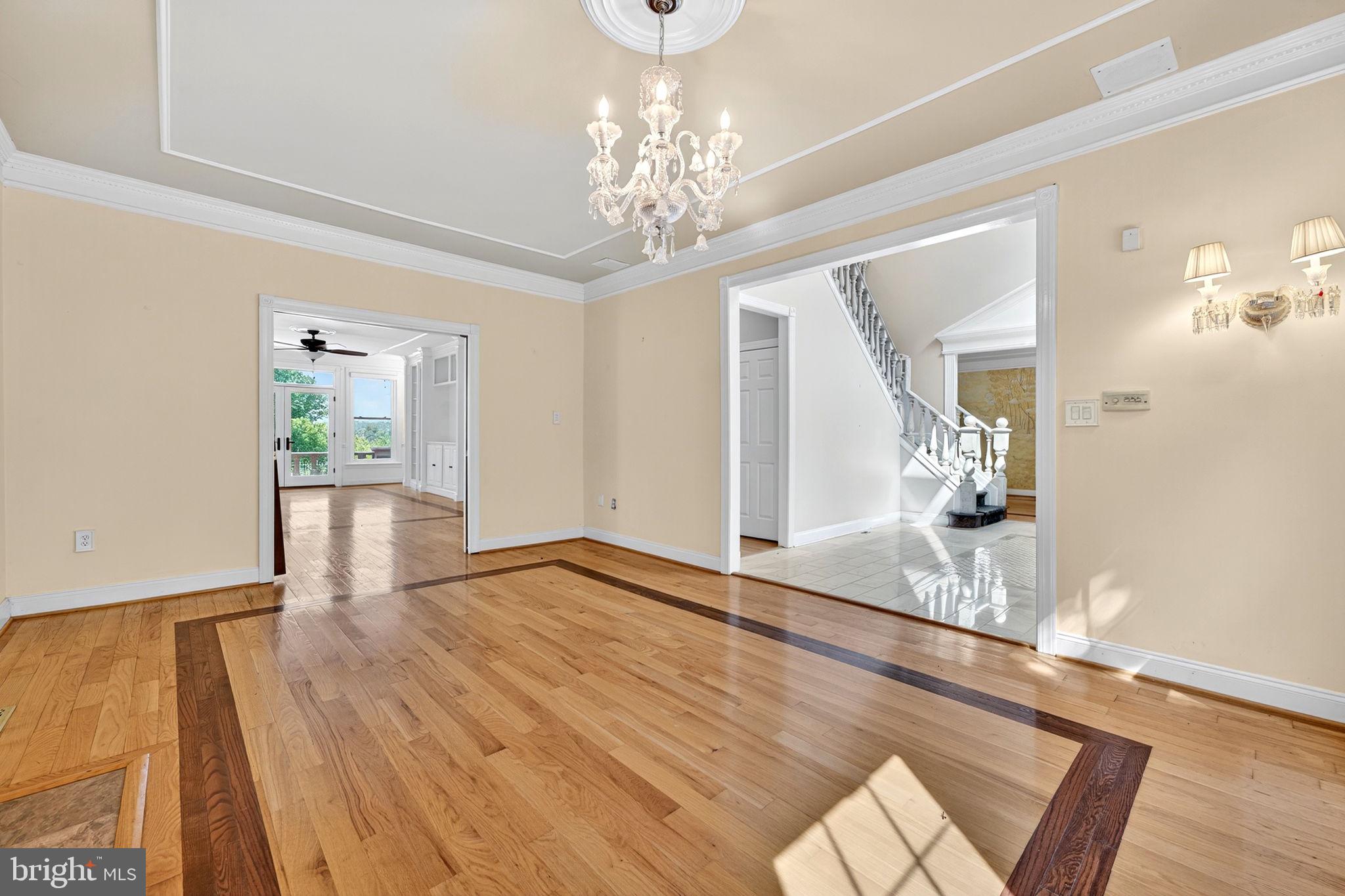 HIGHLANDS - Residential