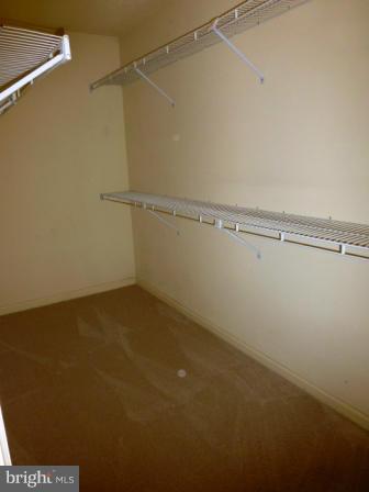 TWIN OAKS - Residential