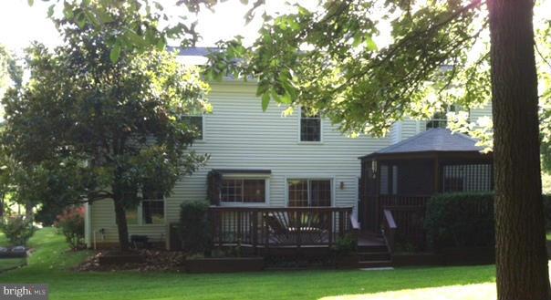 TWIN OAKS - Residential