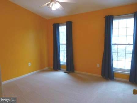 TWIN OAKS - Residential