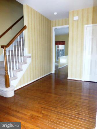 TWIN OAKS - Residential