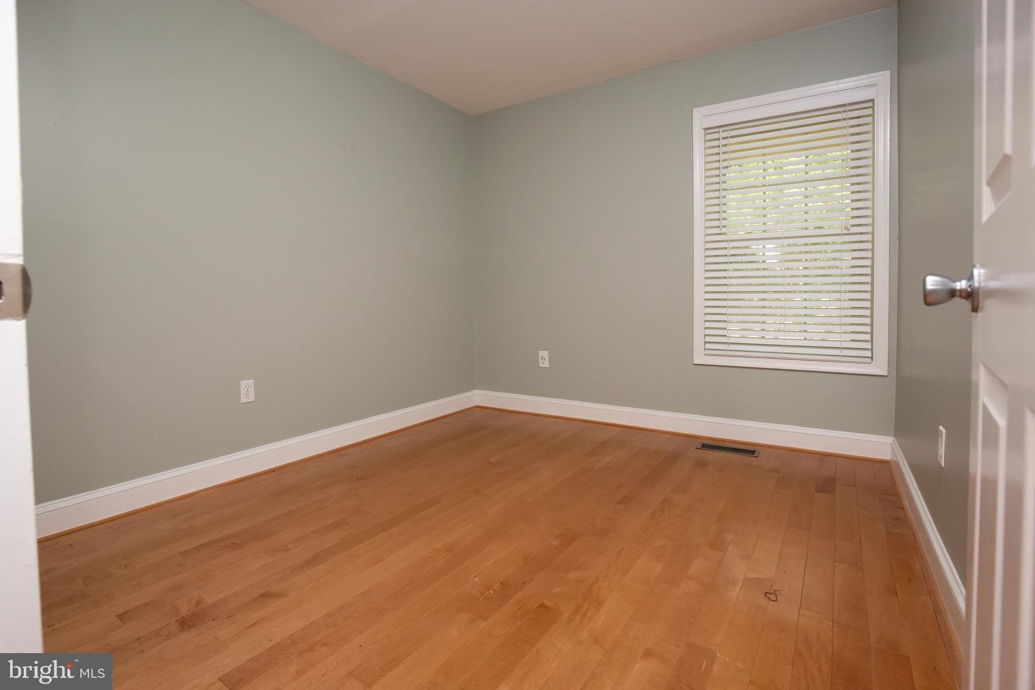 WESTHAMPTON MEWS - Residential Lease