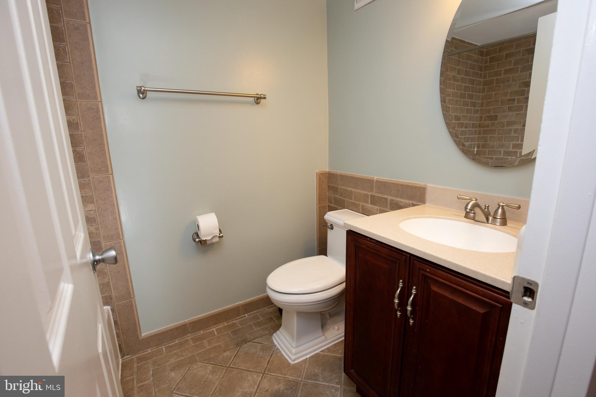 WESTHAMPTON MEWS - Residential Lease