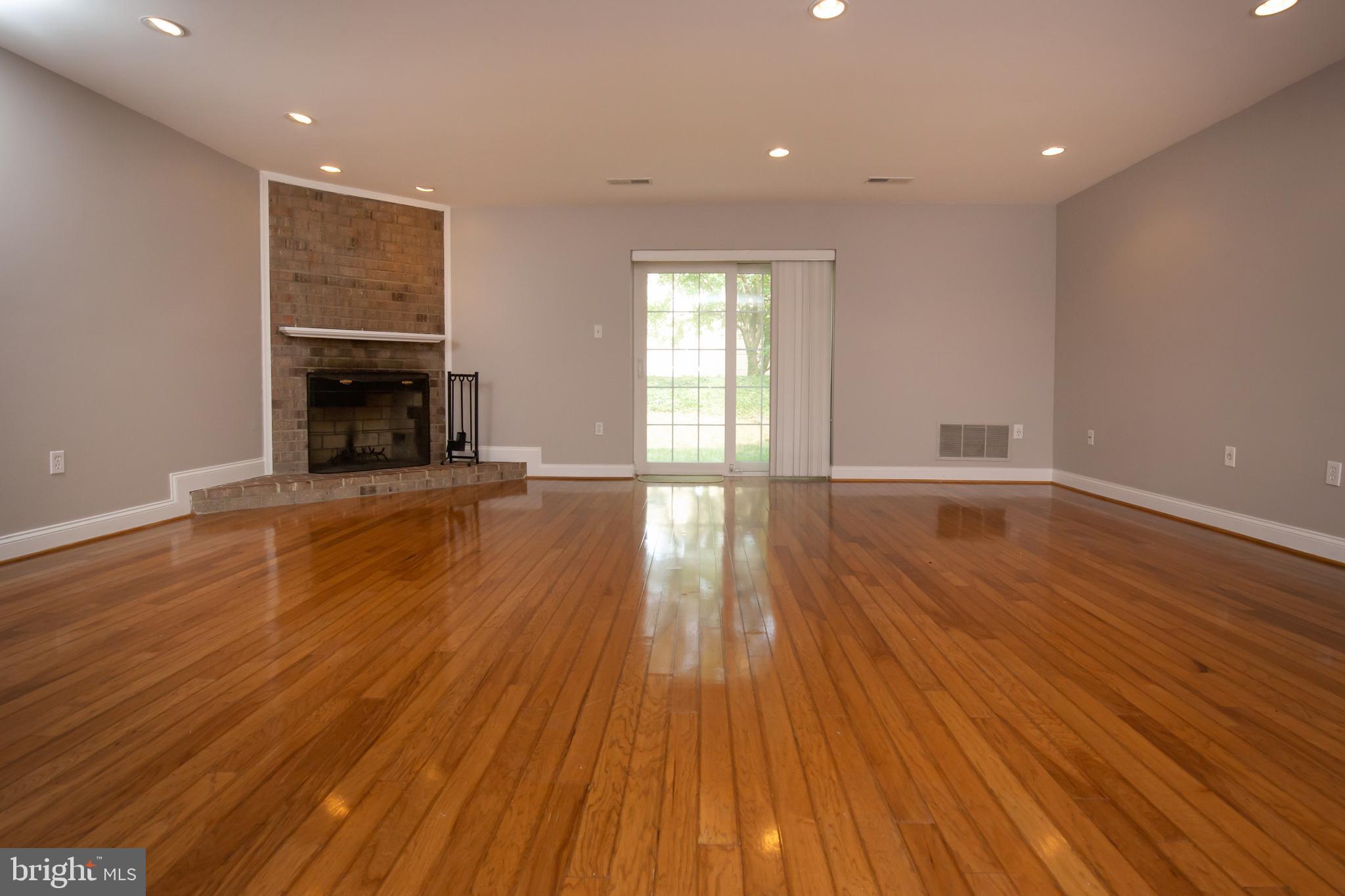 WESTHAMPTON MEWS - Residential Lease