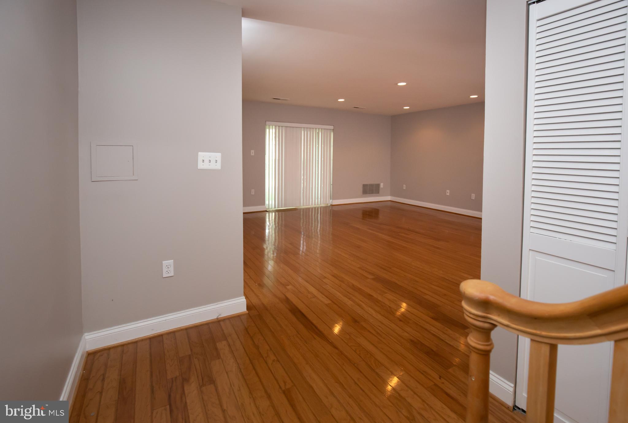 WESTHAMPTON MEWS - Residential Lease