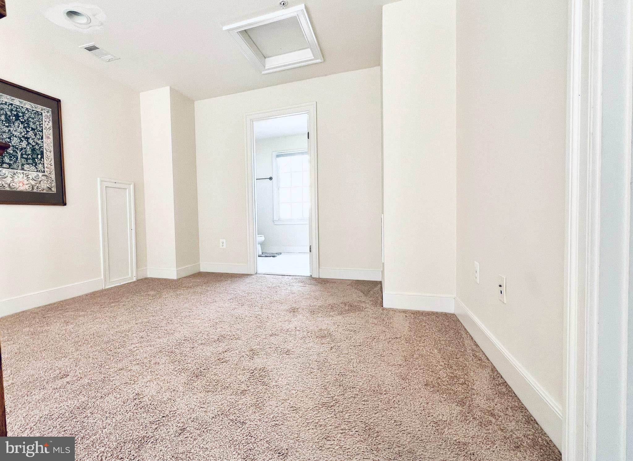 VILLAGES OF URBANA - Residential Lease