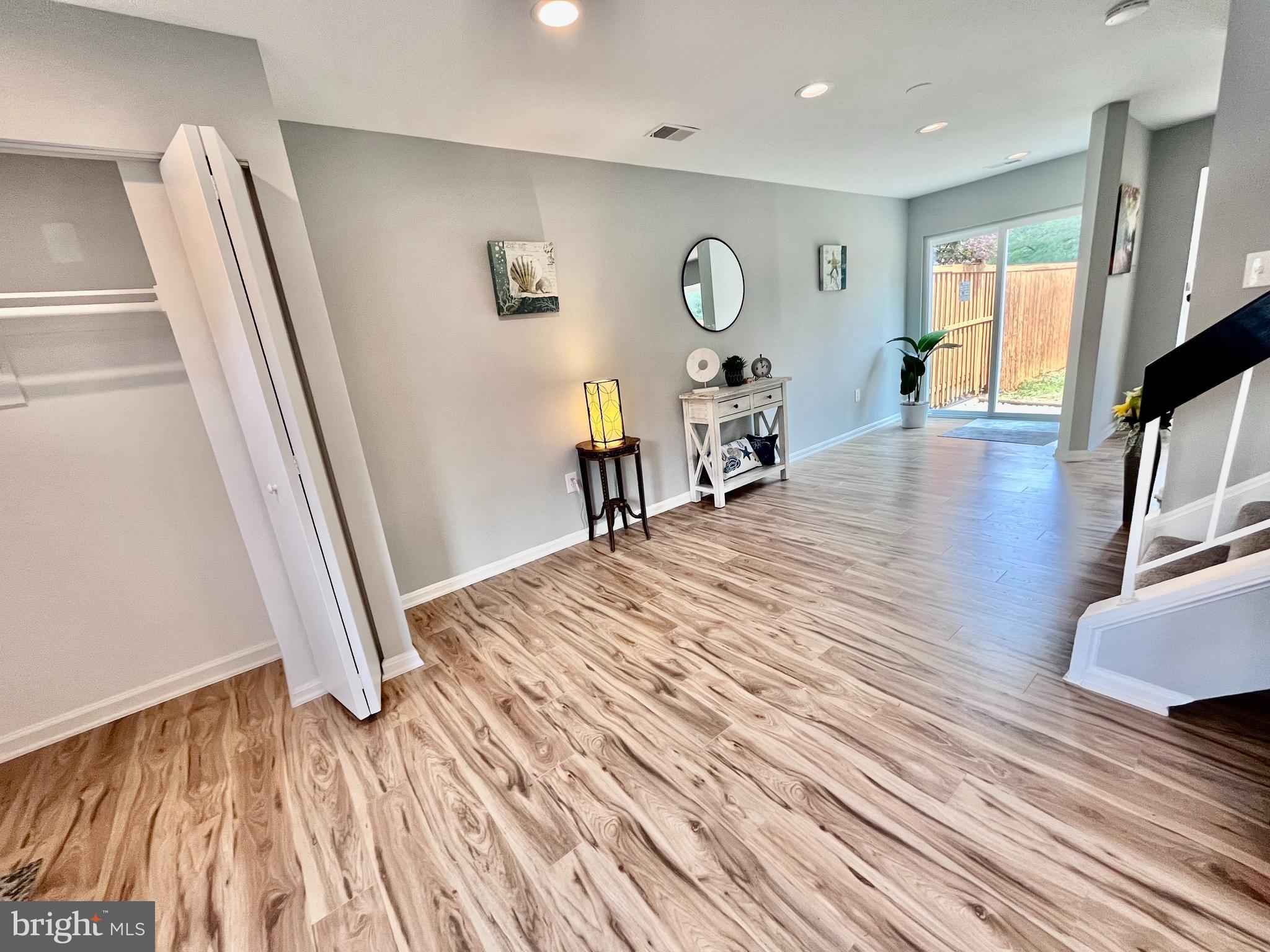 WOODSTREAM EAST PLAT THR - Residential