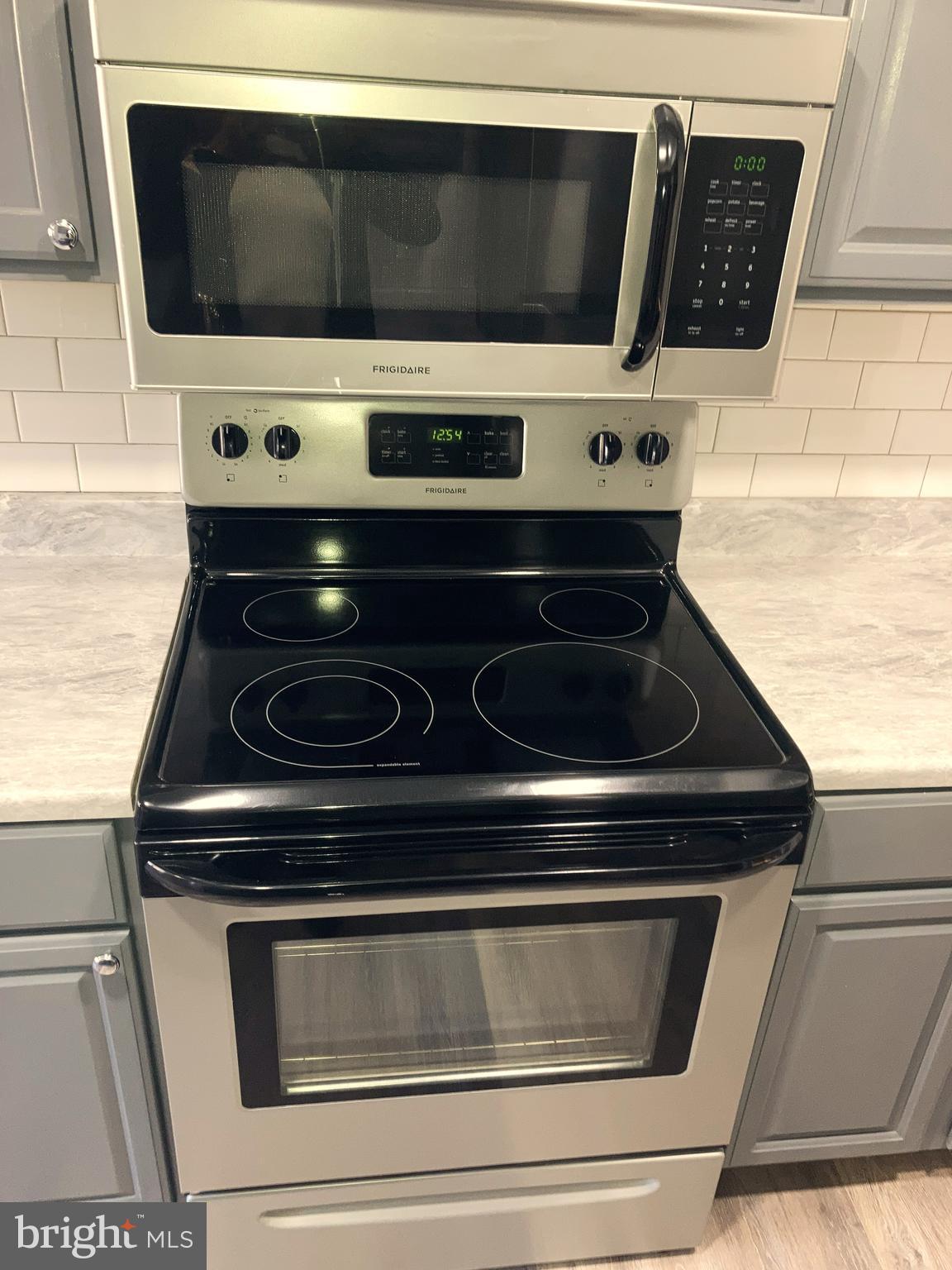 PRINCE PL AT NORTHAMPTOM - Residential