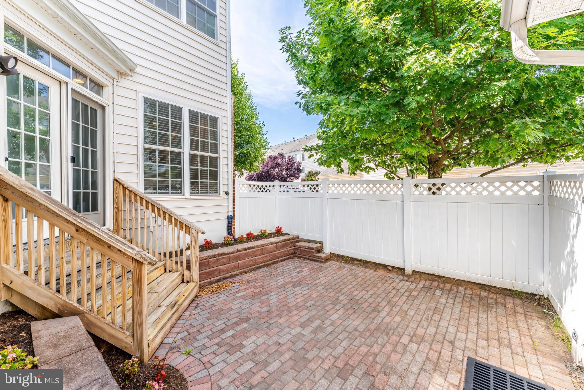 BRAMBLETON - Residential