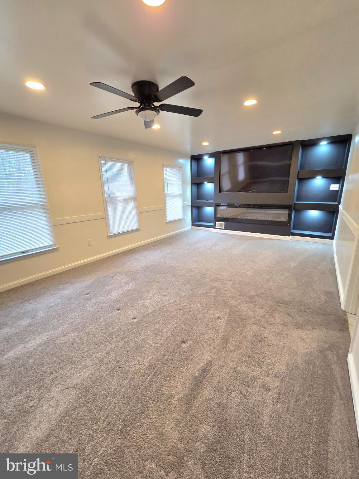 WEST END FARMS - Residential