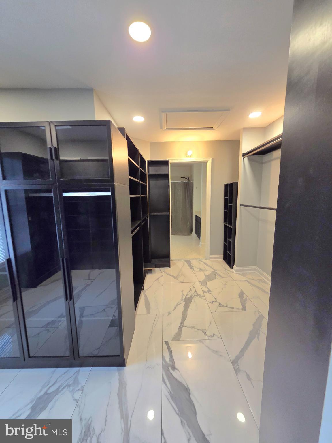 WEST END FARMS - Residential