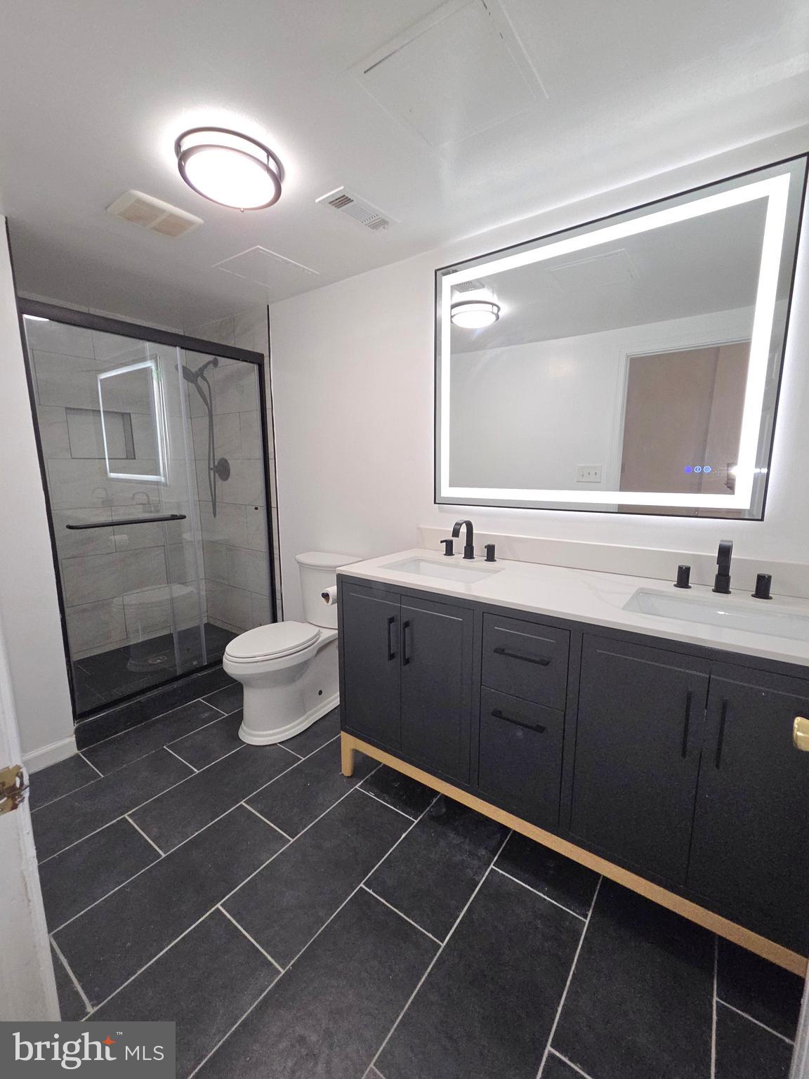 WEST END FARMS - Residential