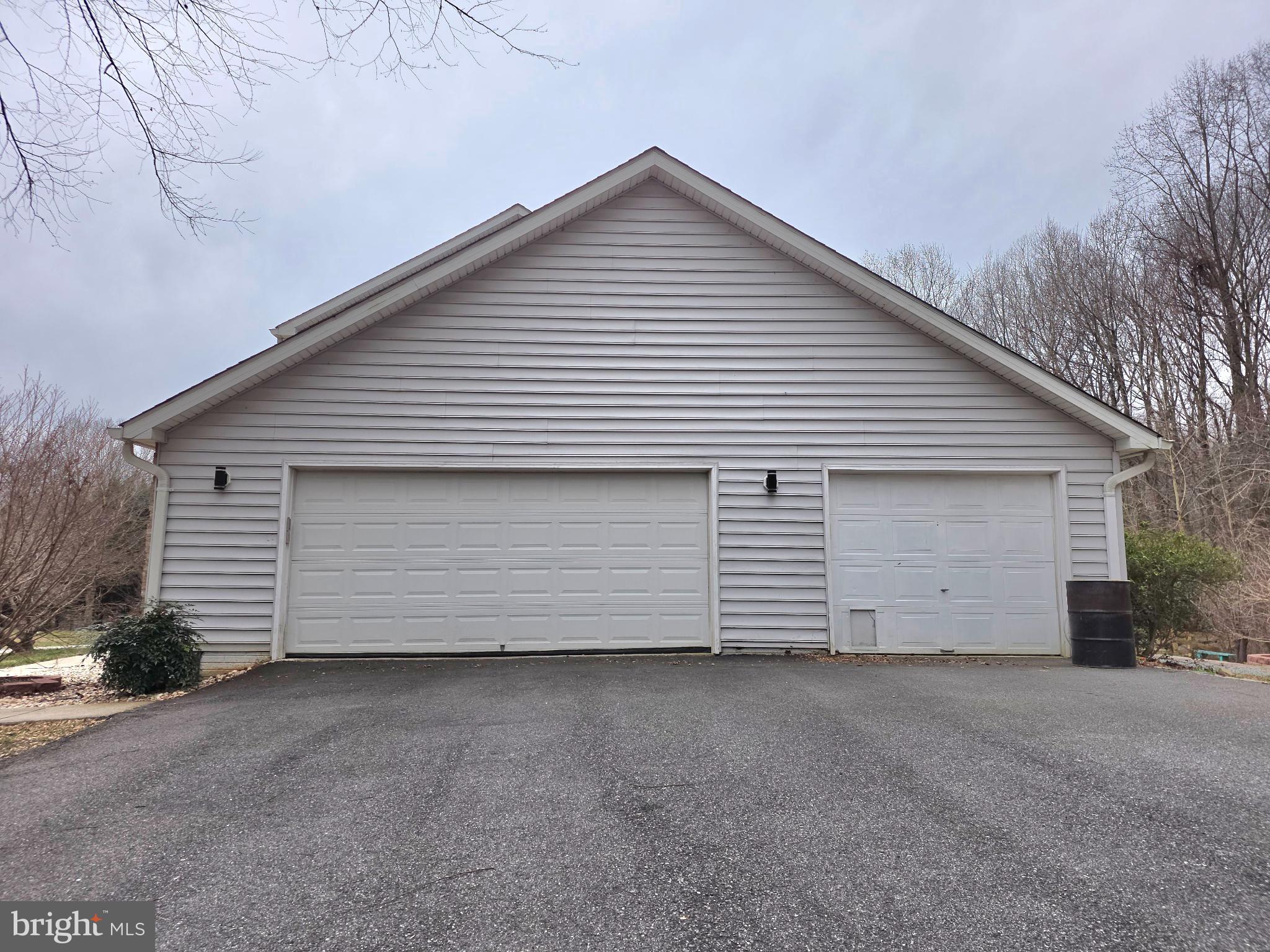 WEST END FARMS - Residential