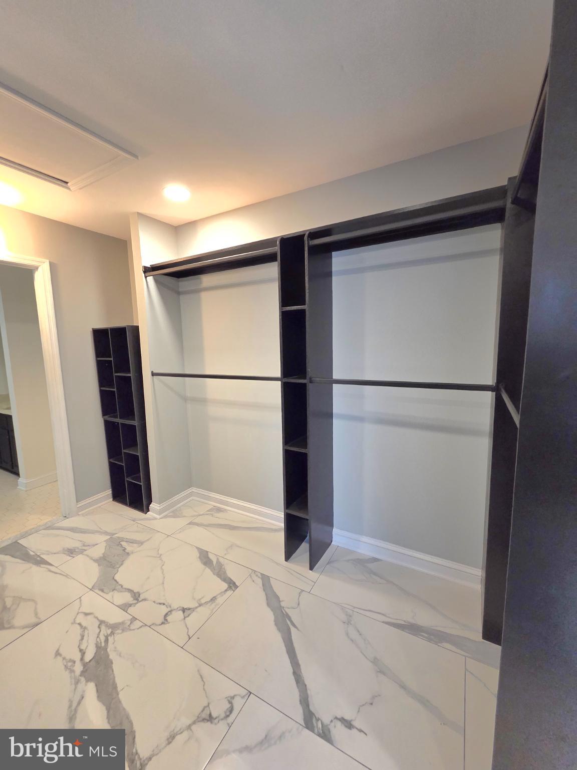 WEST END FARMS - Residential