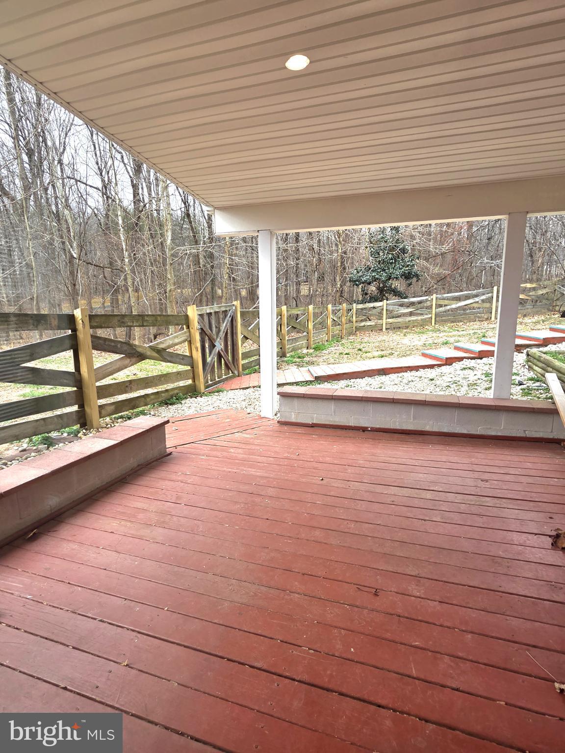 WEST END FARMS - Residential