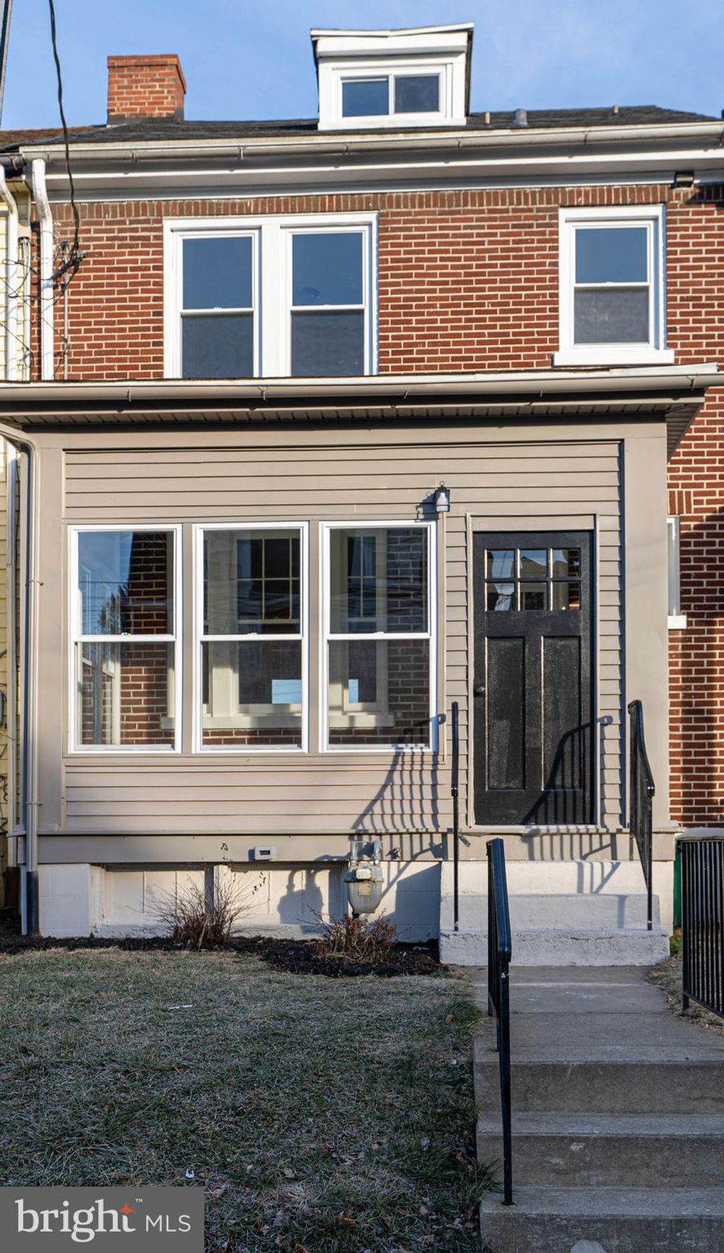 Photo of 509 E ROSS ST, LANCASTER, PA 17602 (MLS # PALA2029358)